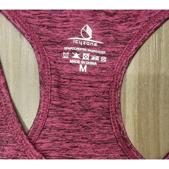 Icy Zone Tanktop - Picture 5 of 6